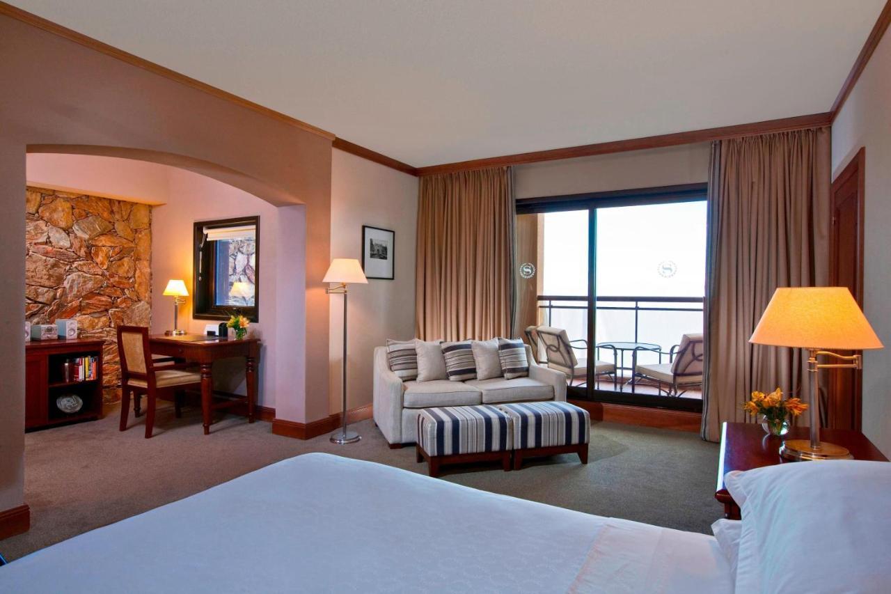 Sheraton Colonia Golf & Spa Resort Colonia del Sacramento Exteriér fotografie A room at the hotel
