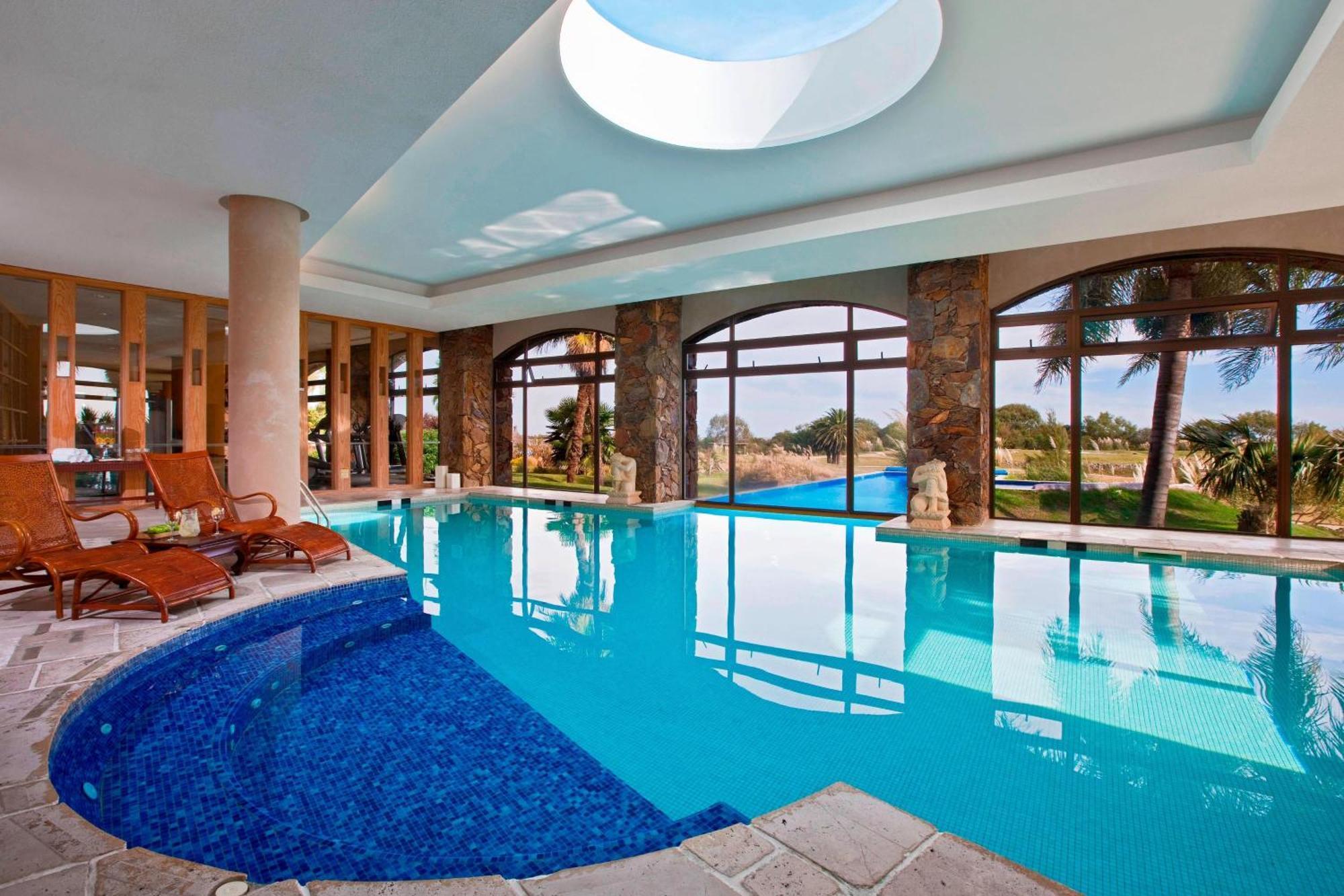 Sheraton Colonia Golf & Spa Resort Colonia del Sacramento Exteriér fotografie Indoor pool