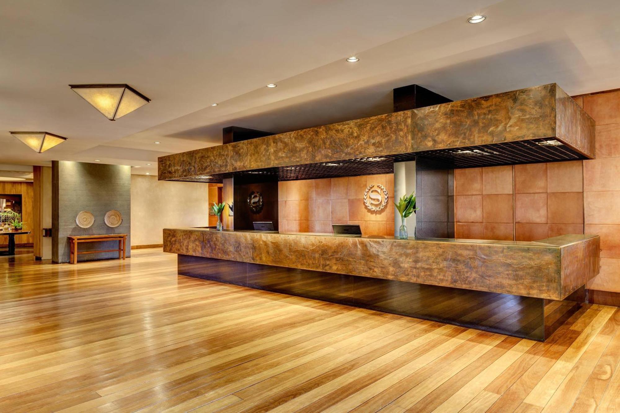 Sheraton Colonia Golf & Spa Resort Colonia del Sacramento Exteriér fotografie The lobby of the hotel